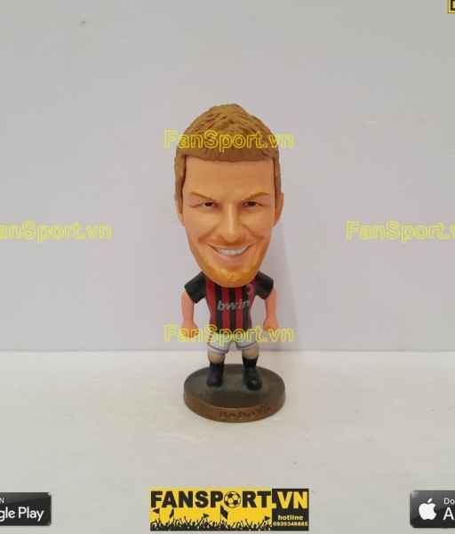 Tượng cầu thủ David Beckham 32 AC Milan 2009 2010 home kodoto