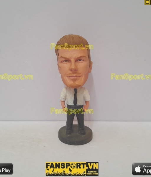 Tượng cầu thủ bóng đá David Beckham white t-shirt kodoto