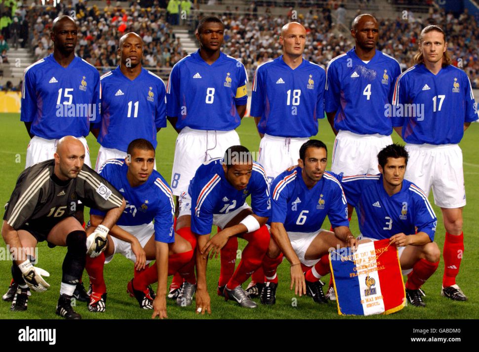 Áo đấu France 2002 2003 2004 home shirt jersey blue Adidas 298742 Pháp