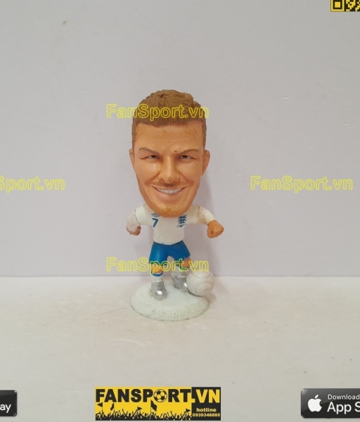 Tượng cầu thủ David Beckham 7 England 2010-2012 home white kodoto