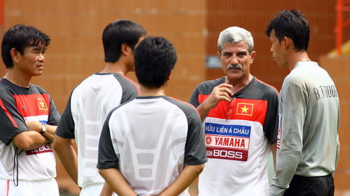 Áo tập Việt Nam 2010-2011 trắng shirt Nike training player 379627 Nike
