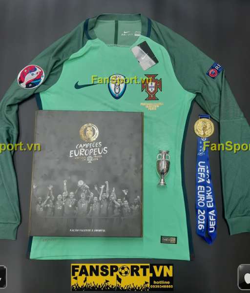Box áo Portugal Euro 2016 champions away shirt long authentic 729617