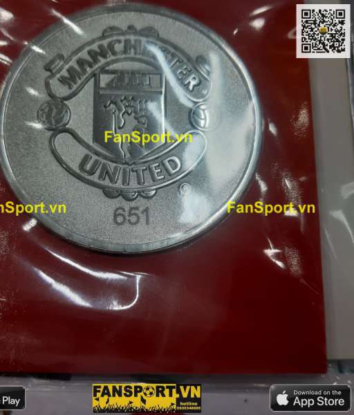 Đồng xu kỉ niệm 20 năm Manchester United Treble 1999 coin limited 651