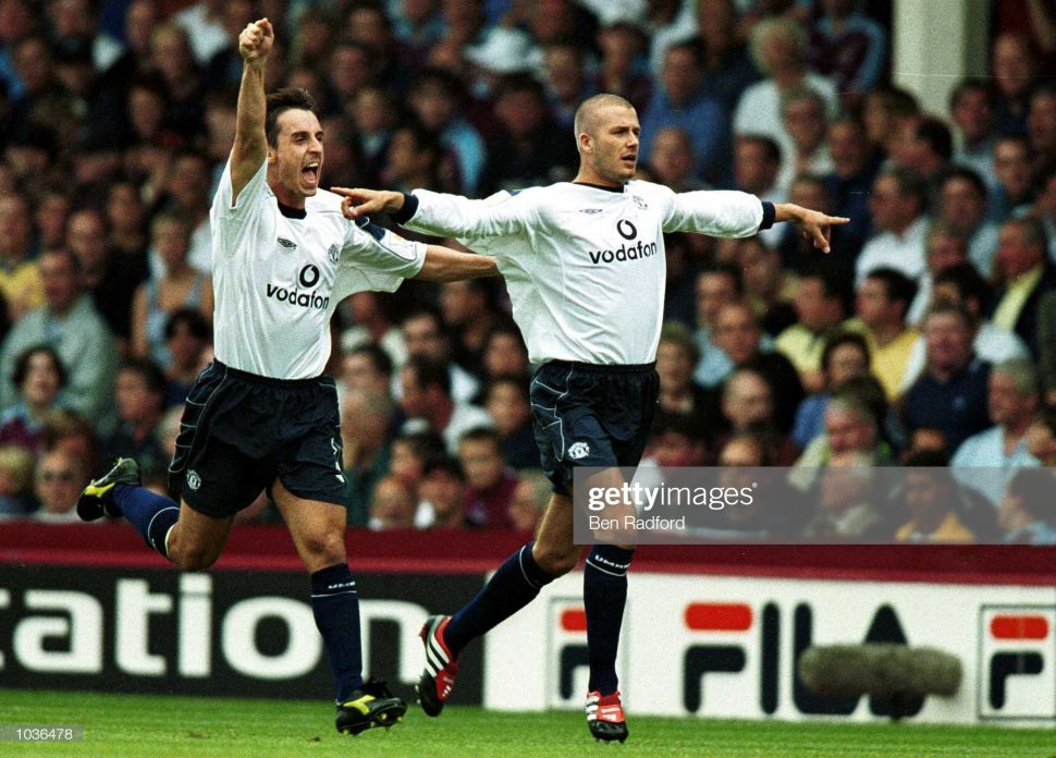 Áo đấu Manchester United 2000-2001 away shirt jersey white Umbro long