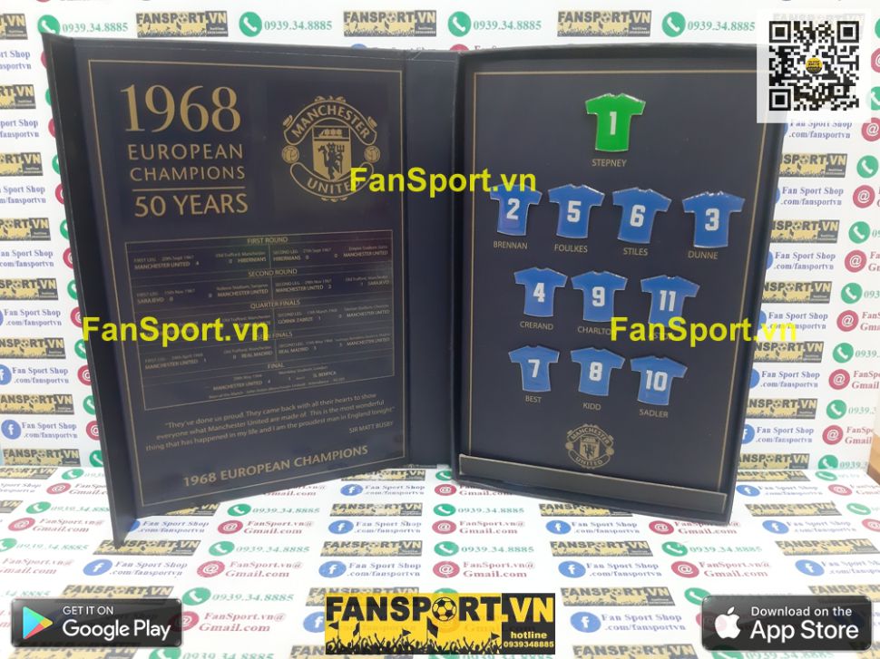 Badge 50 Years 1968 European Champions Manchester United box set 0776