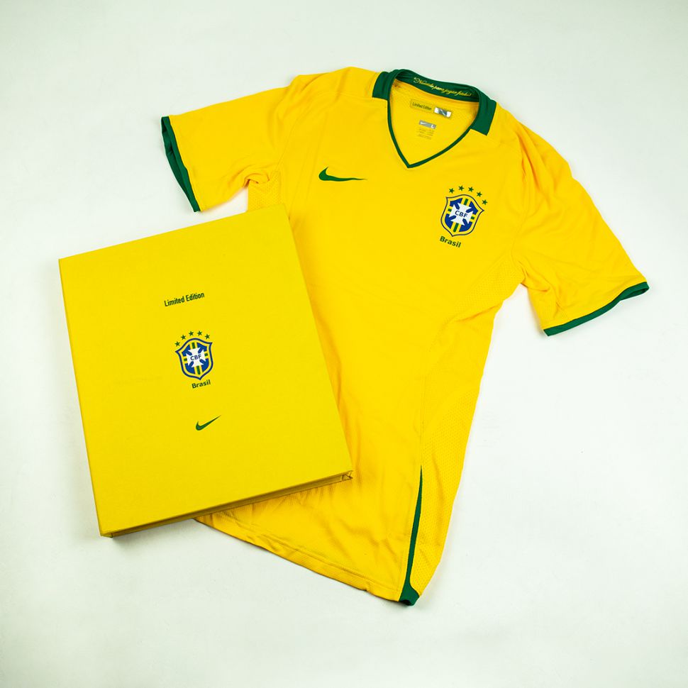 Box áo đấu Brazil 2008 2009 2010 Limited shirt jersey 269976 Nike