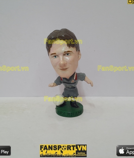 Tượng Beckham 24 Manchester United 1995 1996 third corinthian repaint