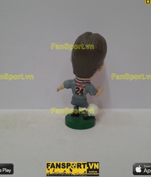 Tượng Beckham 24 Manchester United 1995 1996 third corinthian repaint