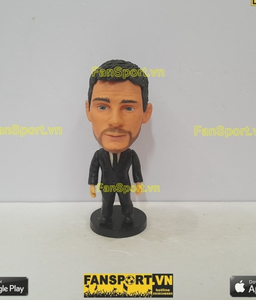 Tượng Frank Lampard vest coach black suit soccerwe
