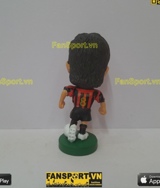 Tượng Gennaro Gattuso 8 AC Milan 2005 2006 home PRO1387 corinthian