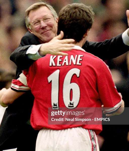 Nameset Keane 16 Manchester United 1997-2007 home white lextra retro