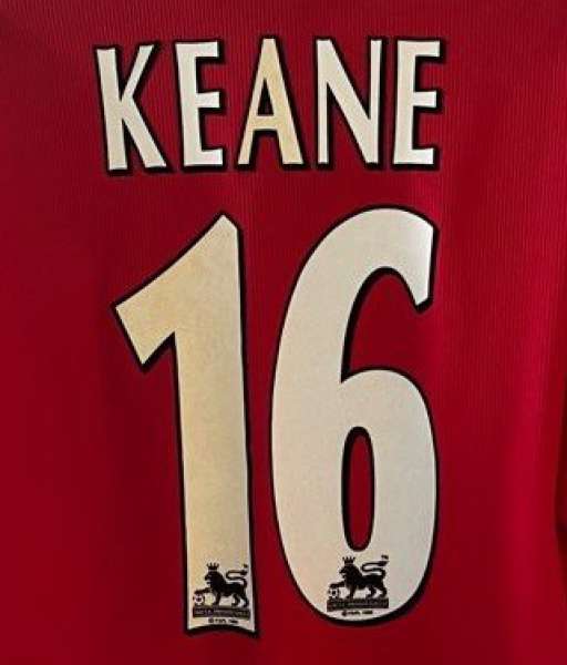 Nameset Keane 16 Manchester United 1997-2007 home white lextra retro