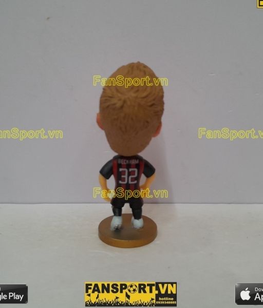 Tượng cầu thủ David Beckham 32 AC Milan 2008 2009 home soccerwe
