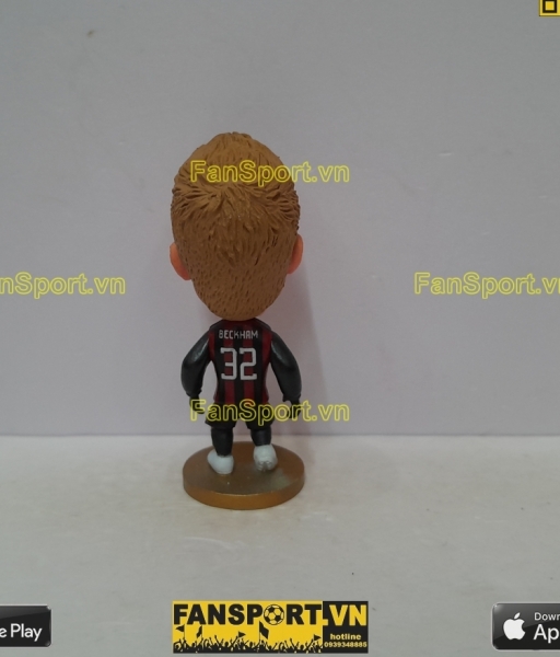 Tượng cầu thủ David Beckham 32 AC Milan 2008 2009 home soccerwe