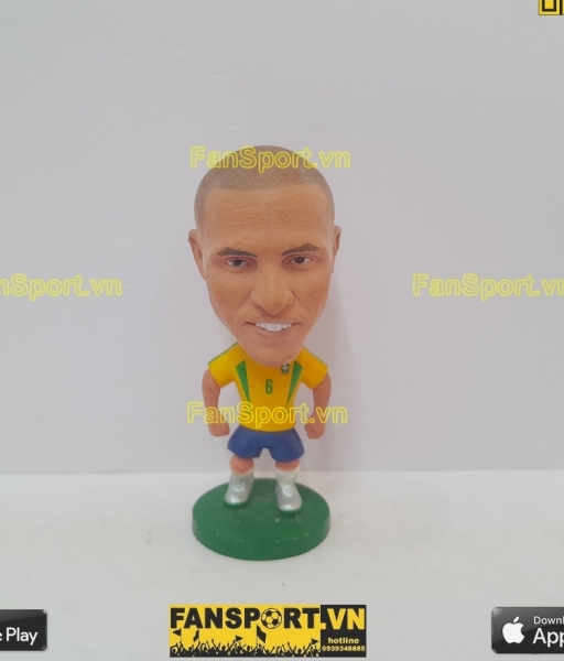 Tượng Roberto Carlos 6 Brazil 2002 2003 2004 home yellow soccerwe