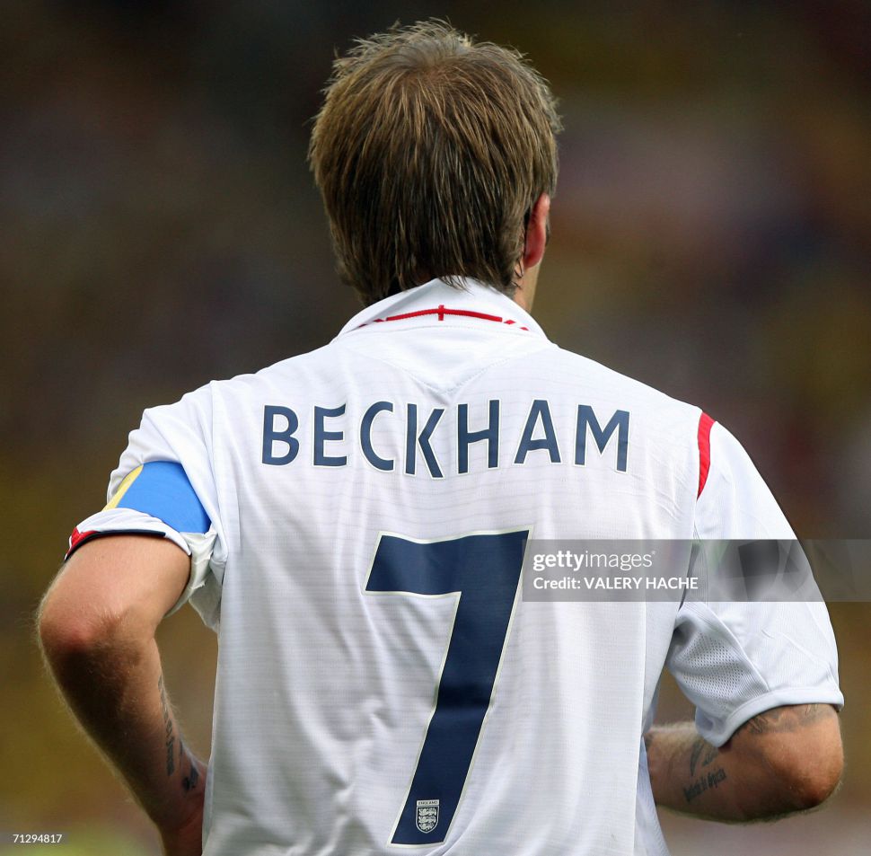 Áo đấu Beckham 7 England 2005-2006-2007 home white shirt jersey Umbro