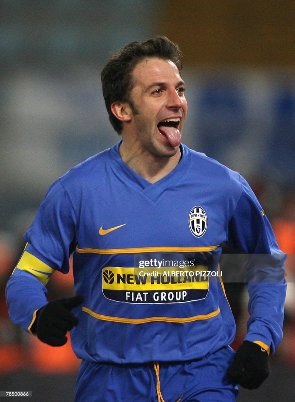 Tượng Del Piero Juventus 2007-2008 away corinthian Select 500 PRO1737