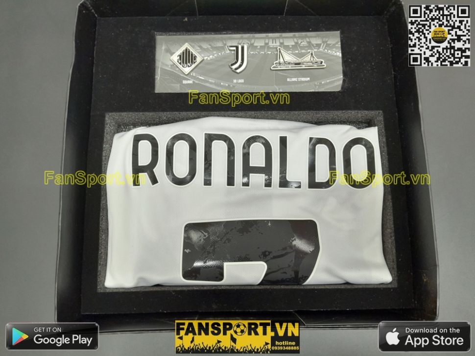Box áo Ronaldo Juventus 2021 2022 home 10 year at home Allianz GS1442