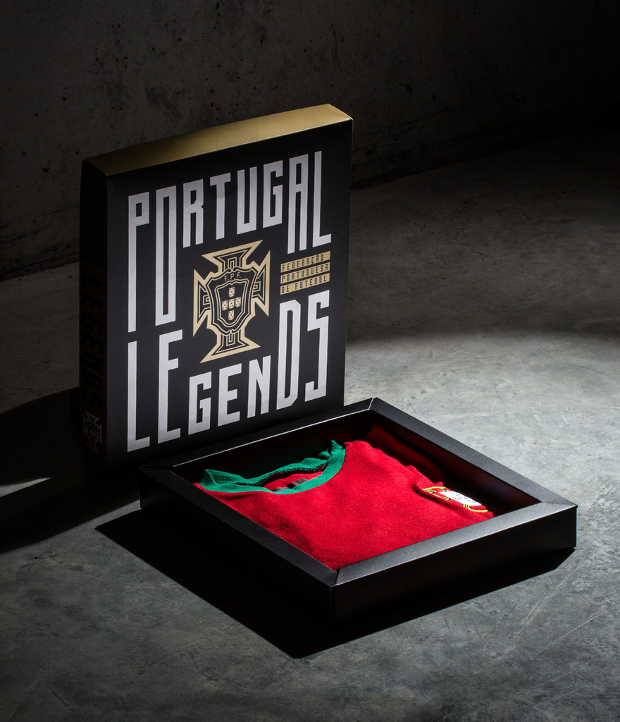 Box áo đấu Eusebio 6 Bồ Đào Nha 1966 Portugal Legends retro BNWT S