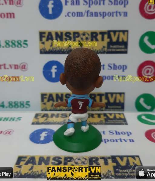 Tượng Ashley Young 7 Aston Villa 2008 2009 home microstars MC11568