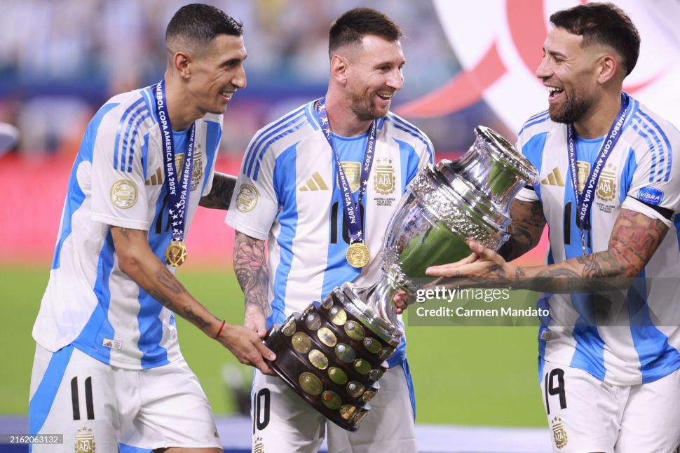 Huy chương vô địch Messi Argentina Copa America 2024 USA gold medal