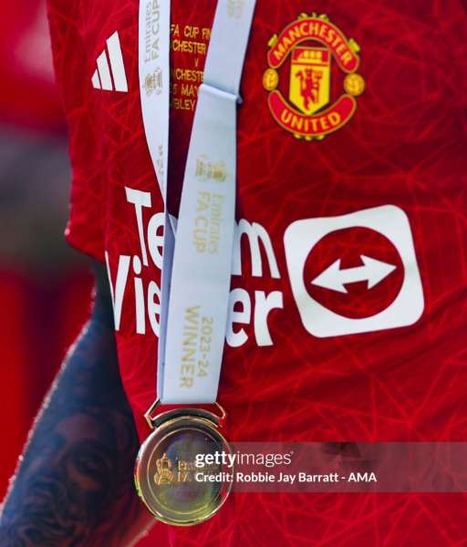 2023-2024 FA Cup Manchester United champion winner medal gold