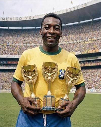 Tượng Pele Brazil home yellow kits Prostars Millennium XL 001 box pack