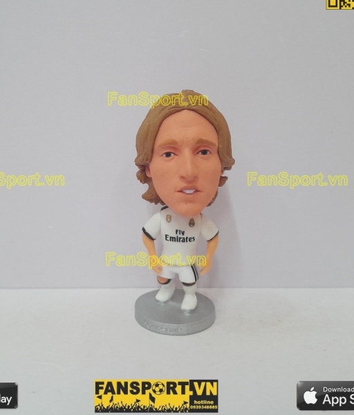 Tượng Luka Modric 10 Real Madrid 2018-2019 home white soccerwe