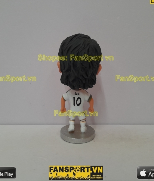 Tượng Mesut Ozil 10 Real Madrid 2013 2014 home white kodoto