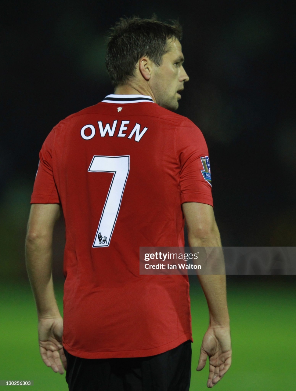 Áo đấu Owen Manchester United 2011-2012 home shirt jersey 423932 Nike