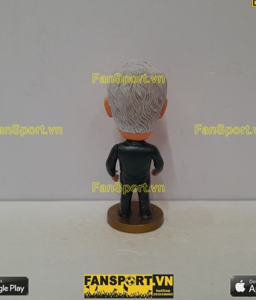 Tượng Arsene Wenger Arsenal manager coach black jacket kodoto