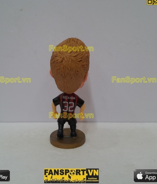 Tượng cầu thủ David Beckham 32 AC Milan 2008 2009 home soccerwe