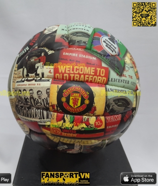 Ball Manchester united legends Charlton Law Best Stepney Stiles box 5