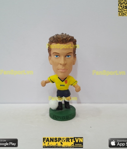 Tượng Freddie Ljungberg Arsenal 1999 2000 2001 away corinthian PRO338