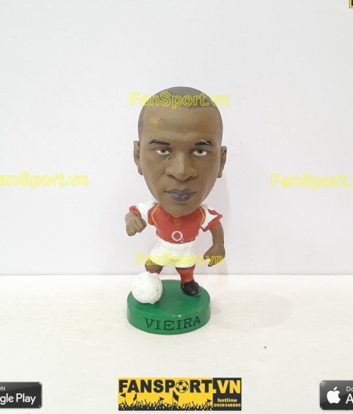 Tượng Patrick Vieira 4 Arsenal 2004 2005 home red corinthian PRO1051