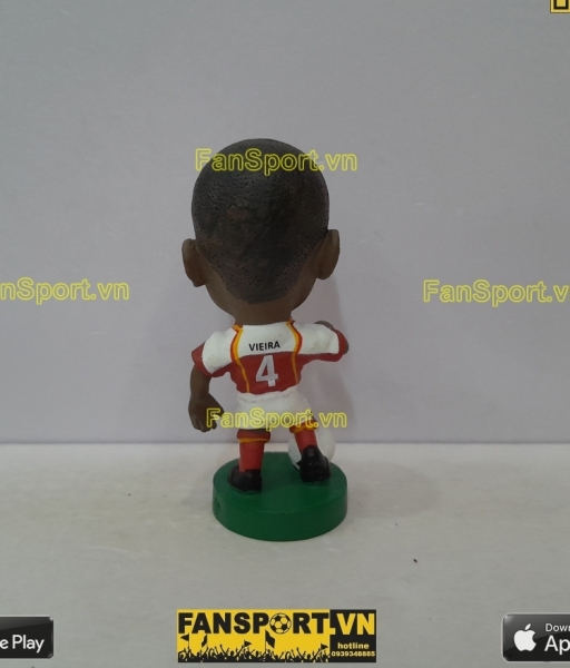 Tượng Patrick Vieira 4 Arsenal 2004 2005 home red corinthian PRO1051