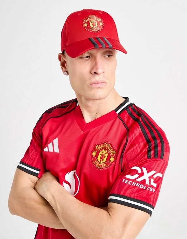 Nón mũ đỏ Manchester United 2025 2026 home red cap Adidas JM3052 OSFM