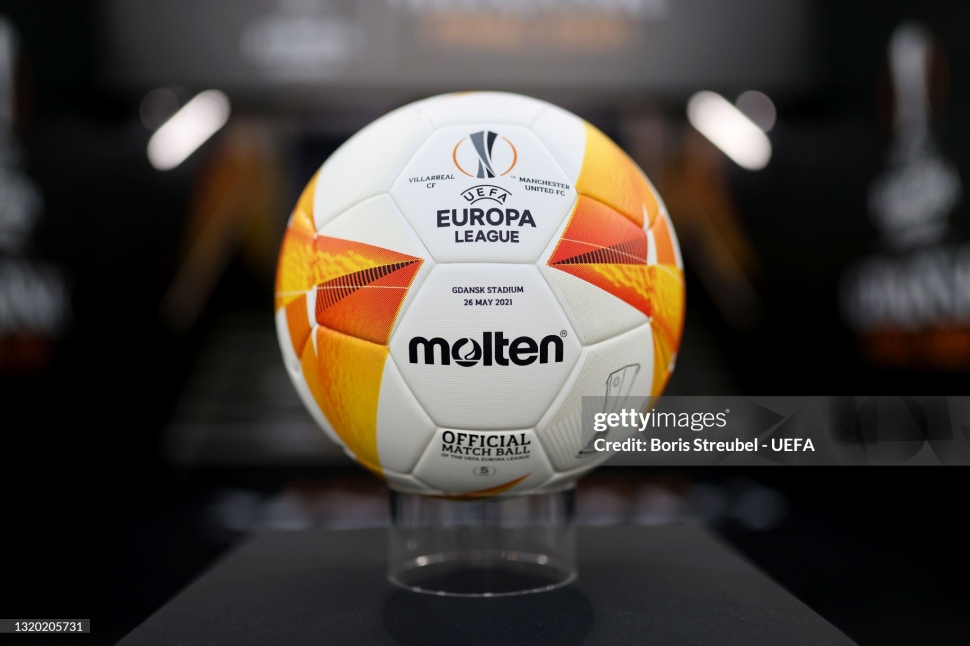 Ball official match Europa League Final 2021 Manchester United Molten