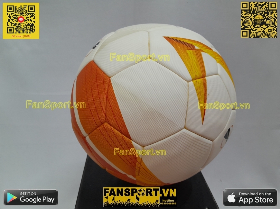 Ball official match Europa League Final 2021 Manchester United Molten
