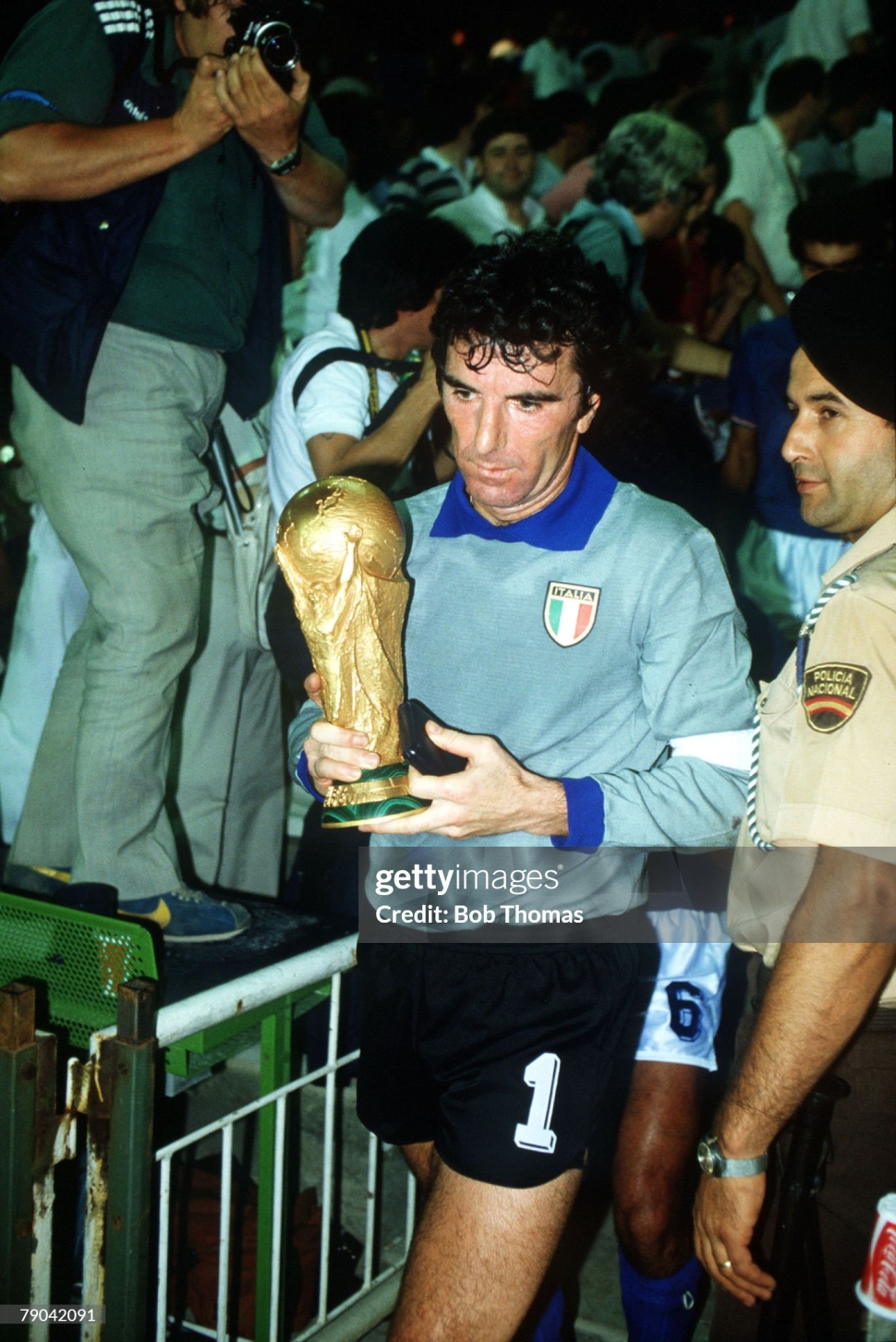 Tượng thủ môn Dino Zoff 1 Italy 1982 corinthian PRO1078 goalkeeper GK
