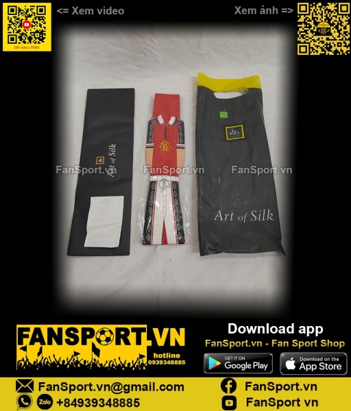 Cà vạt lụa Manchester United Kit Tie Rack London 1998 1999 treble red