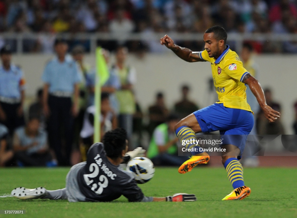 Áo đấu thủ môn Việt Nam 2012 2013 goalkeeper gk xám 507914 Nike long