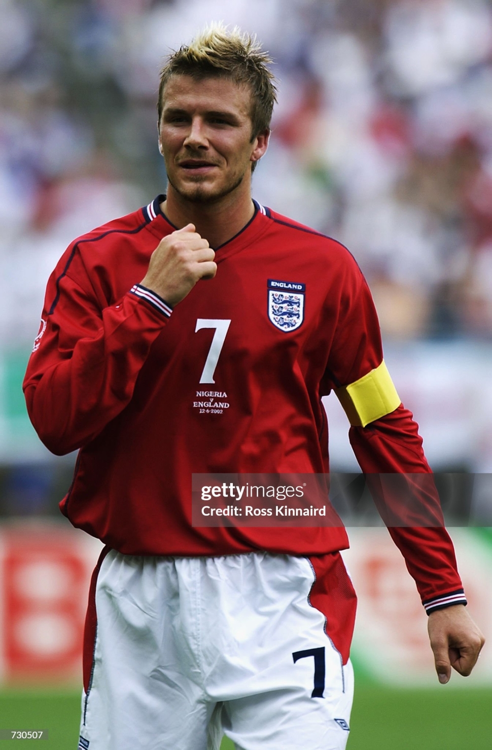 Áo đấu England 2002-2003-2004 away shirt jersey red long dài tay Umbro