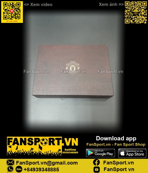 Hộp trang trí Manchester United áo đấu trưng bày display box cỏ grass