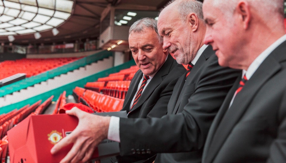 Nón Manchester United FA Cup 1977 Silver Jubilee New Era cap hat mũ