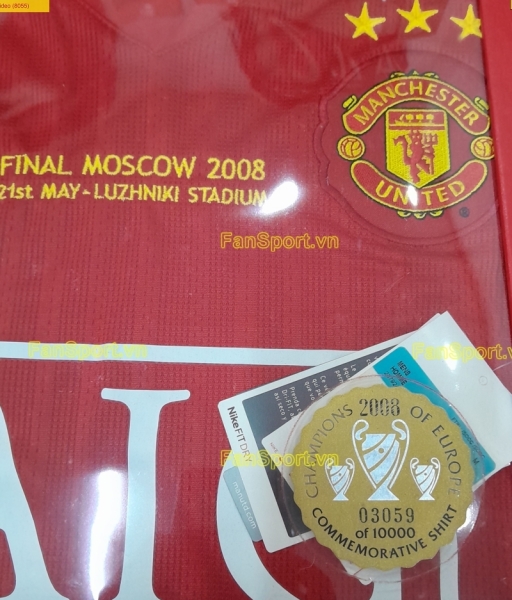 Box 2008 Manchester United Winner Champion League home shirt 237924 M