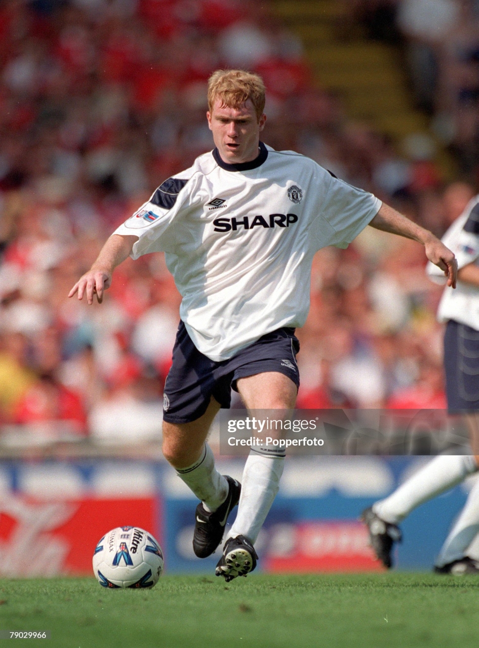 Áo đấu Manchester United 1999-2000 third shirt jersey white Umbro