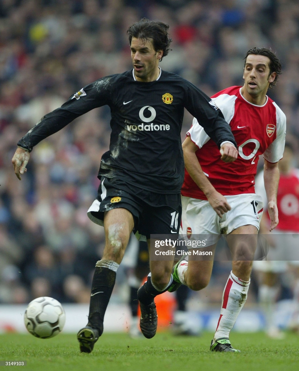 Áo Van Nistelrooy Manchester United 2003 2004 2005 away shirt jersey