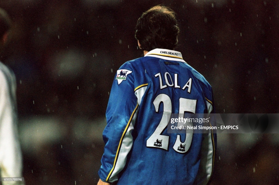Tượng Gianfranco Zola 25 Chelsea 1997 1998 1999 home prostars XL blue