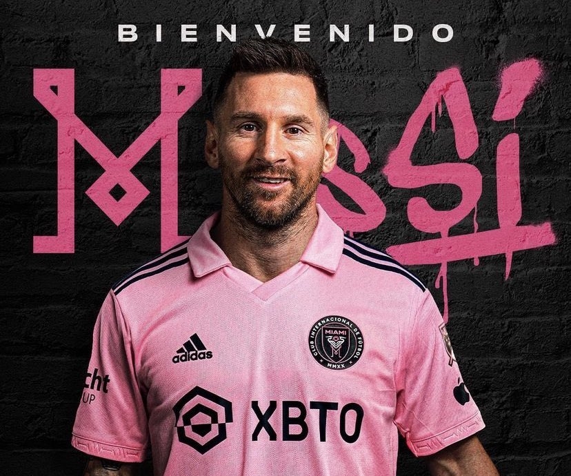 Messi Inter Miami Autographed 2023 Topps Finest MLS #1 BAS 9/10 card